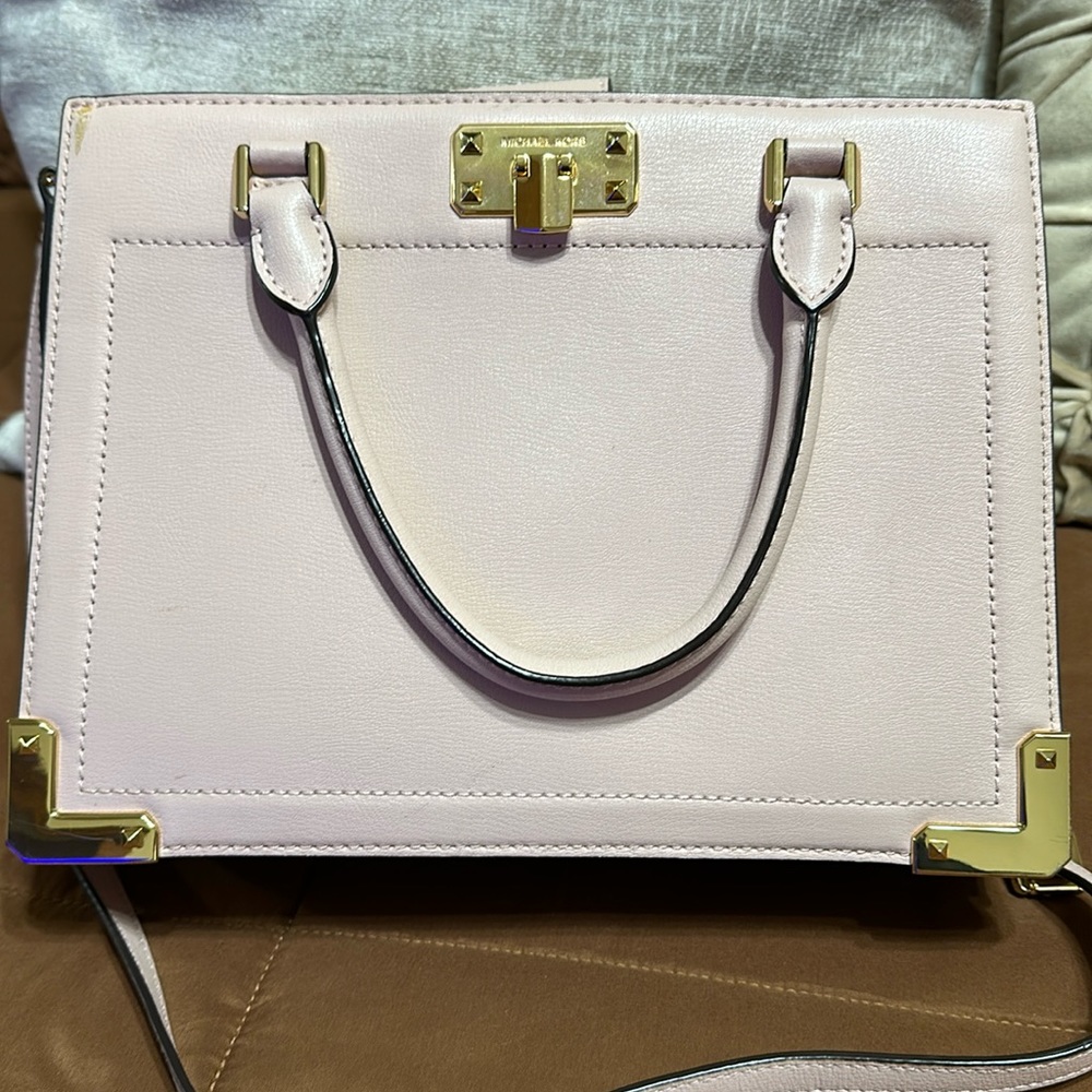 Michael Kors. Leather. Excellent condition!